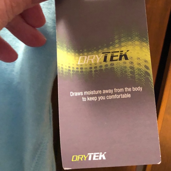 DRYTEK Womens Performance Tee Size Large Aqua, V-Neck, New with Tag - Picture 3 of 8